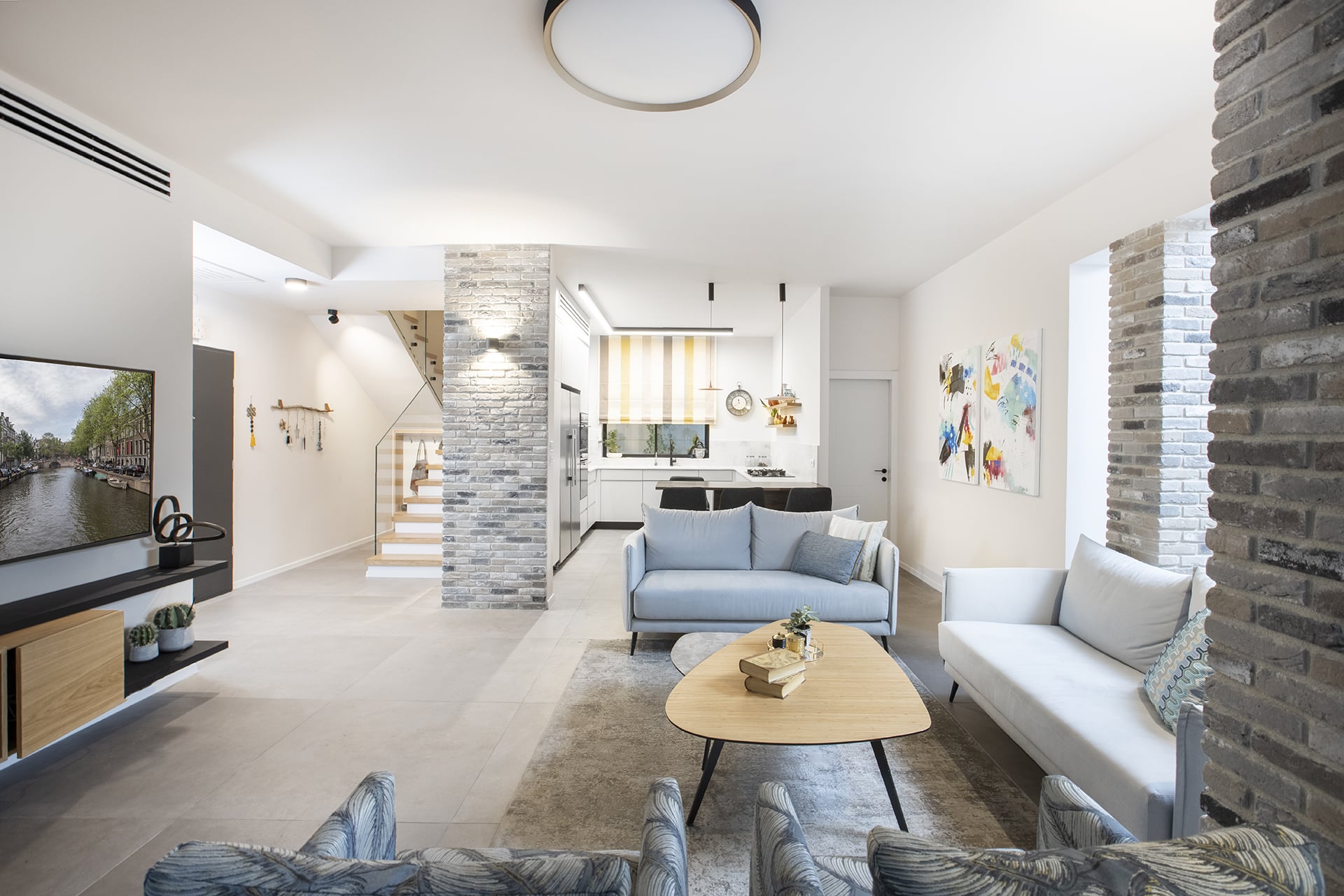 עיצוב מודרני לדירה לגיל השלישי | מעצבת פנים מומלצת | מעצבת פנים באזור השרון | מעצבת פנים באזור רעננה | מעצבת פנים בכפר סבא | מעצבת פנים | מעצב | מעצבת | מיטל צימבר | איכות עיצובים | מעוצב | עיצוב | עיצוב בית פרטי | עיצוב יוקרתי | עיצוב יוקרתי | עיצוב | מעצבת פנים שמנהלת פרויקטים | פינת אוכל עגולה | פינת אוכל נפתחת | פינת אוכל צבעונית | מטבח מודרני | סלון נקי | סלון מעוצב | עיצוב חלל מרכזי